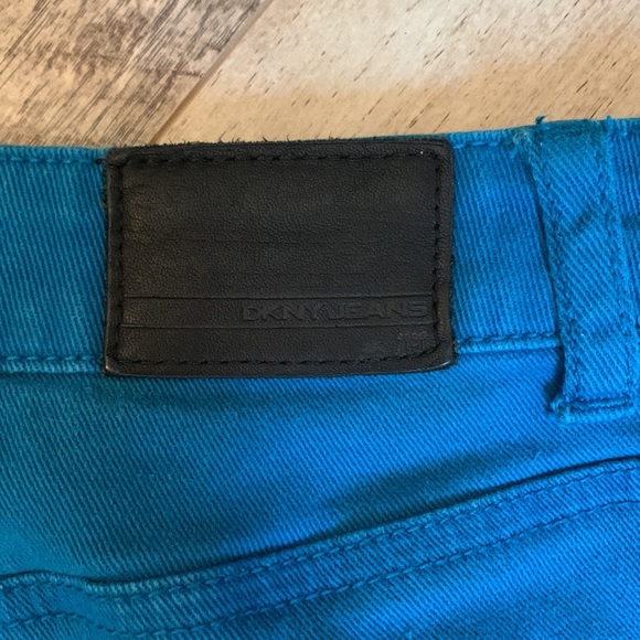 DKNY teal women’s skinny jeans. Soho skinny size 4 - Picture 4 of 7